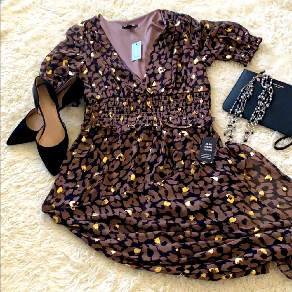 NWT high-low dress from Express. Size medium.